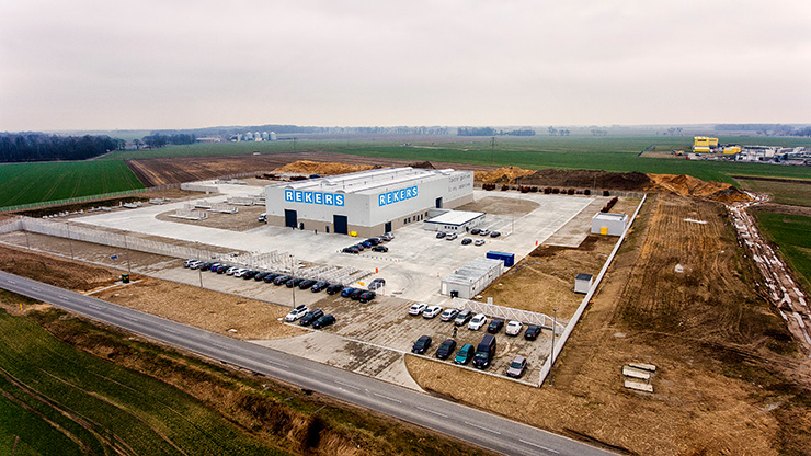 REKERS - betonnen prefab garages en bergingen